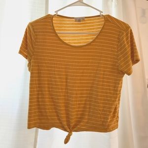 Tilly’s Yellow striped crop top